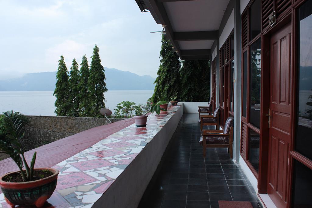 Ambaroba Resort Hotel Tuk Tuk Luaran gambar