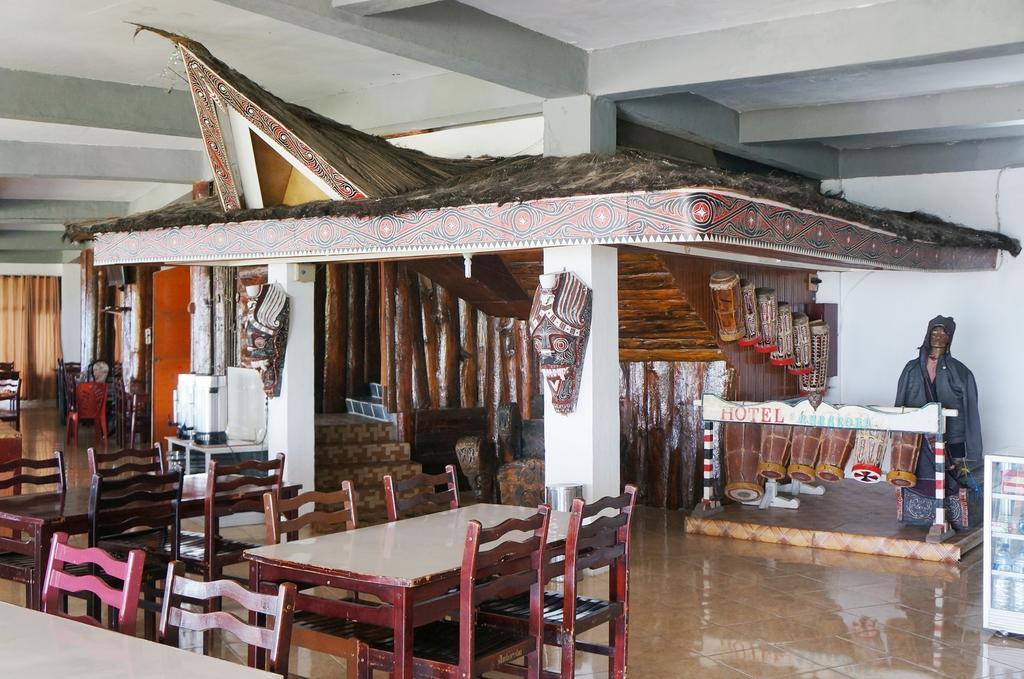 Ambaroba Resort Hotel Tuk Tuk Luaran gambar